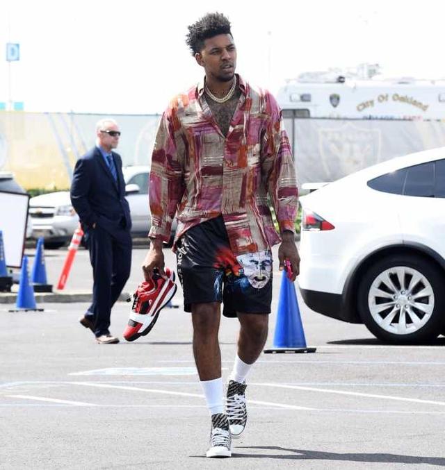 硬核与大众 硬核与大众